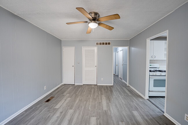 Photo - 2019 Overdene Ave