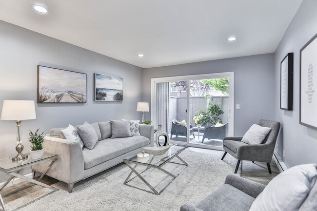 Photo - 47112 Warm Springs Blvd Unidad 107