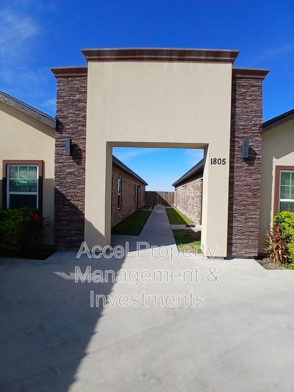 Photo - 1805 Cari Nicole Ave Unit Apt 1