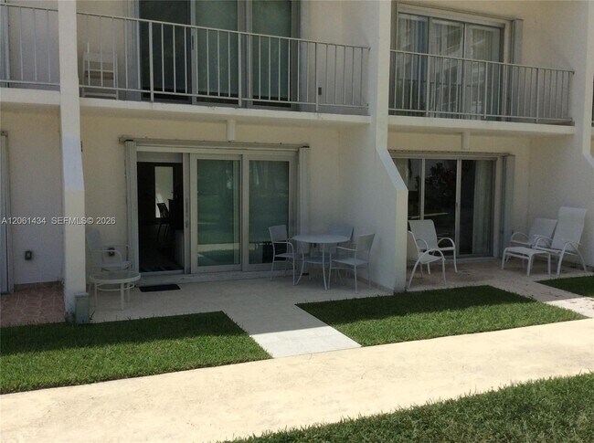 Photo - 881 Ocean Dr Unit TH3