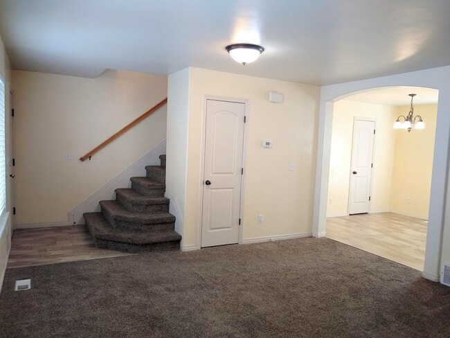 Photo - BEAUTIFUL 4 BED 2.5 BATH HOME FOR RENT IN LEHI!!!