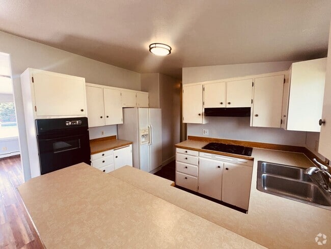 Building Photo - 3005 Eureka St Unit 1 Rental