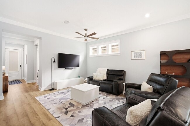 Photo - 323 Suwannee Dr Unit 72A