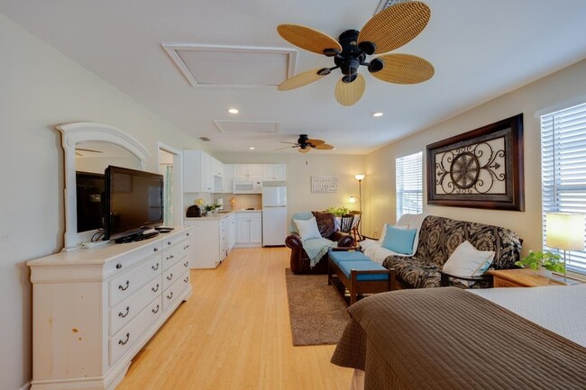 Photo - 3789 Overlook Dr