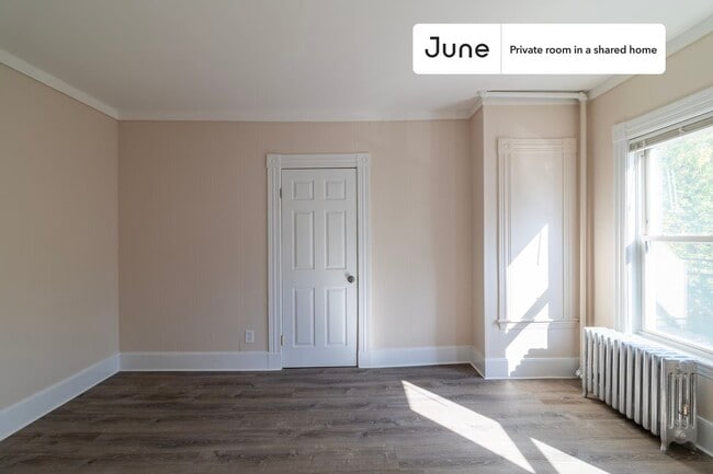 Photo - Room in Shared 7 bed/2 bath home Unit D