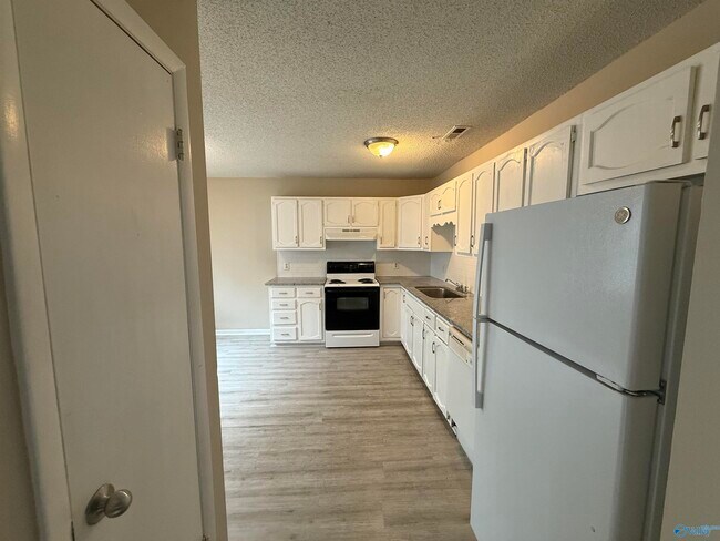 Photo - 1411 Ascent Trail NW Unit A