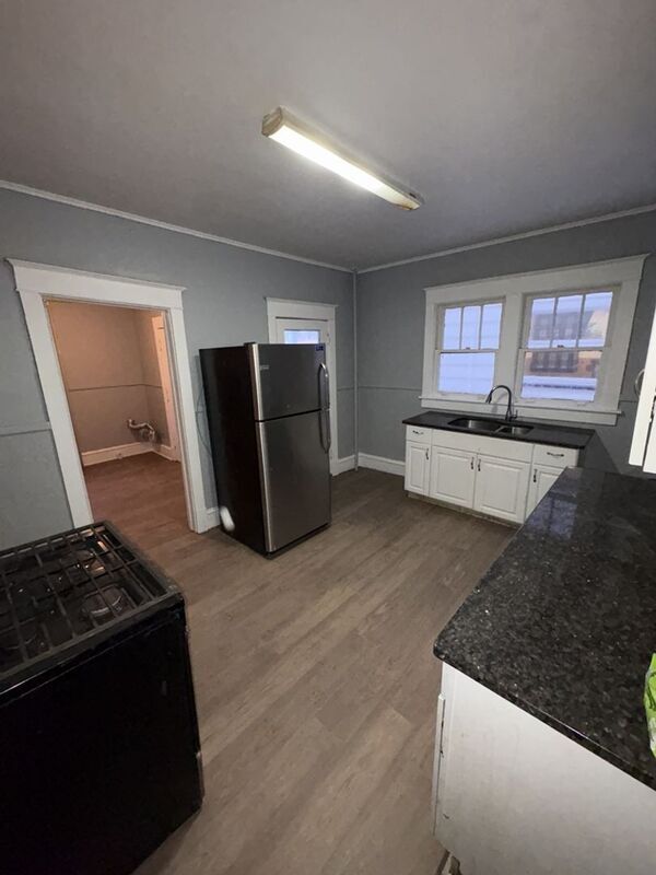 Photo - 21 Edison St