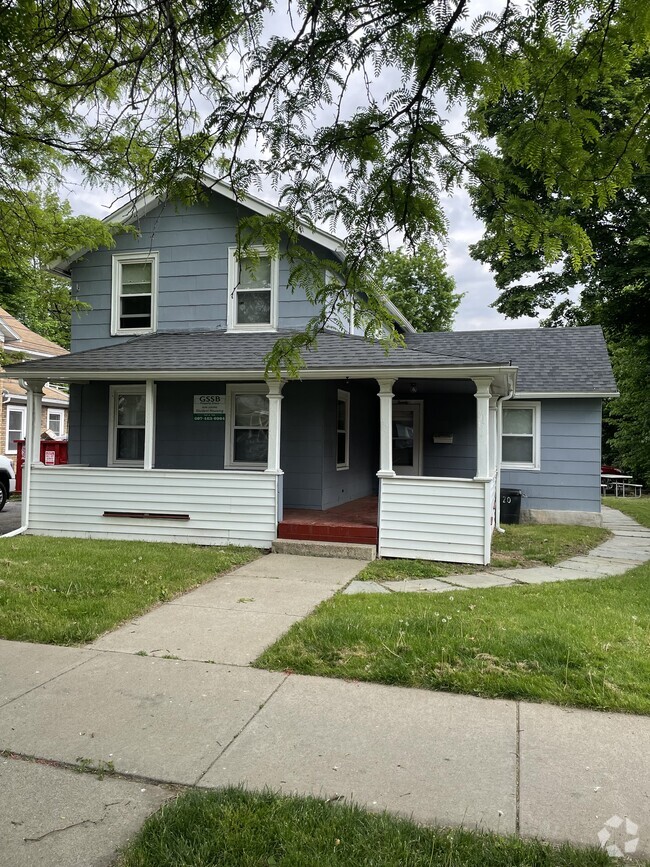 Building Photo - 20 Seminary Ave Rental