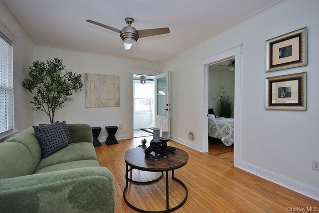 Photo - 122 Washington Ave