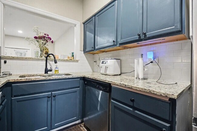 8550 Fair Oaks Crossing Unidad 116