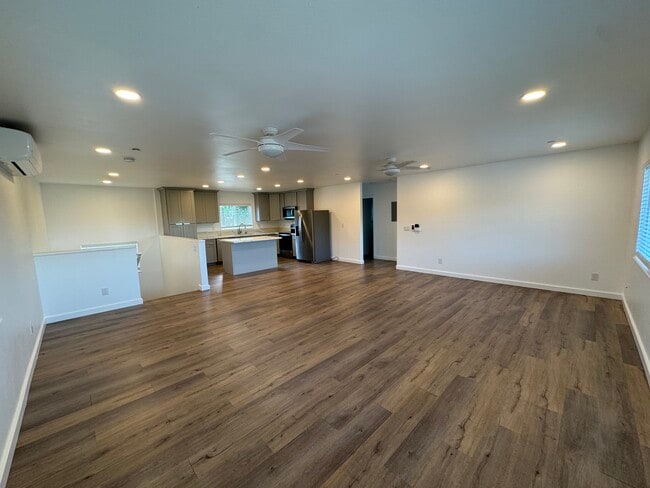 Photo - 41-675A Mokulama St Unit 2 - Upstairs