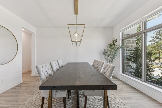 Photo - 253 Rosetta Lp