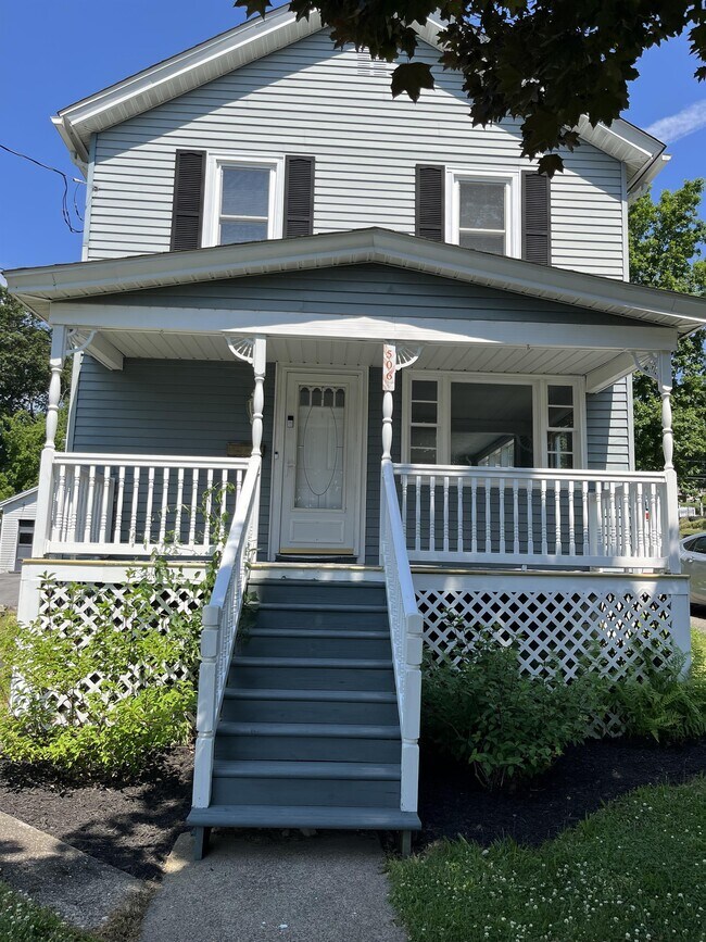 Building Photo - 506 Harwood Ave Rental