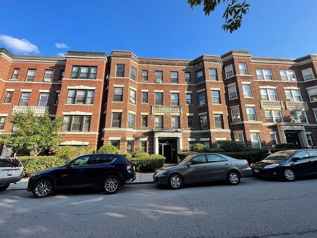 Photo - 90 Brainerd Rd Unit 4