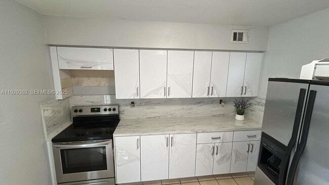 Photo - 9463 SW 174th St