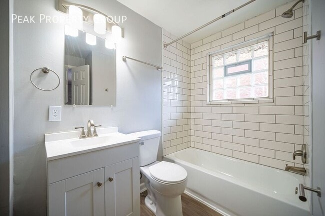 Building Photo - 35 Euclid Ave Unit H Rental