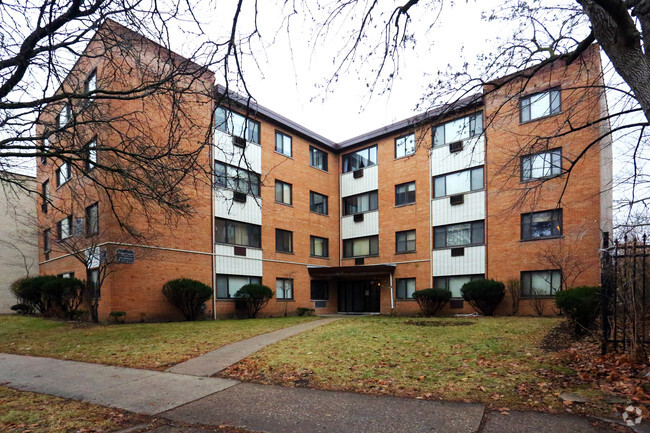 Building Photo - The Ridge Court Rental