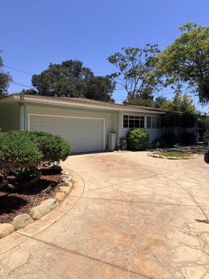 Photo - Charming 3-Bedroom Home in a Private Oasis Setting