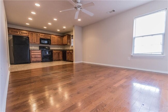 Photo - 3206 SW Deerfield Blvd