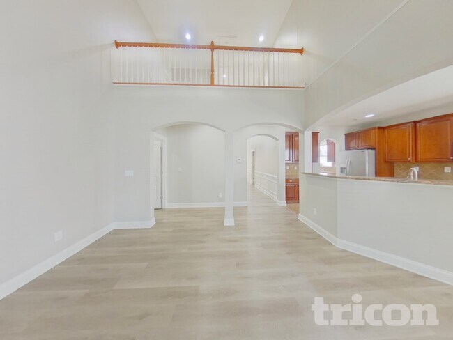 3048 Scottcrest Way
