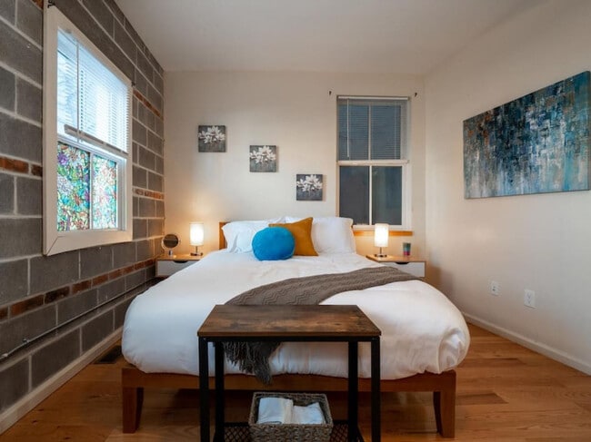 Photo - 1610 Pleasant St Unit ID1056042P