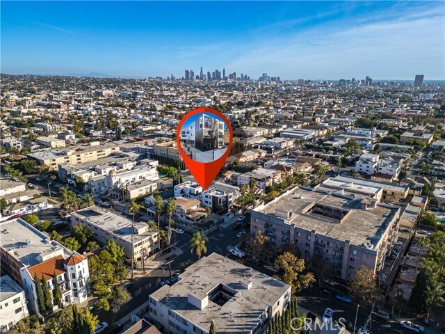 Photo - 1340 N Kingsley Dr Townhome