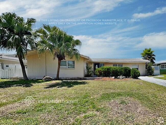 Building Photo - 1440 62nd Terrace S Rental