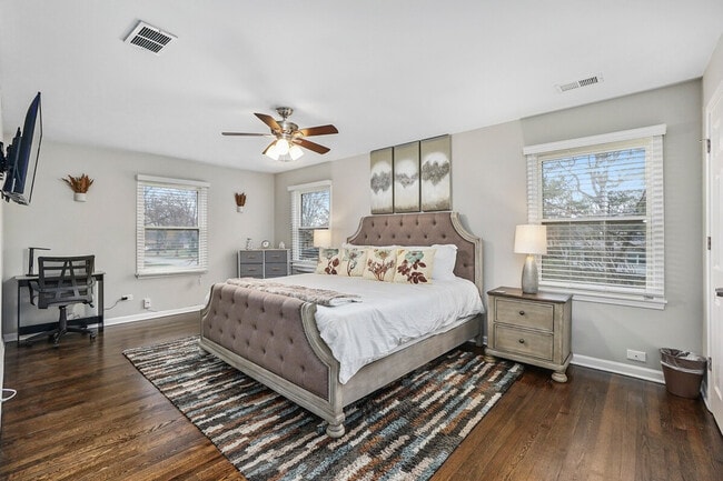 Photo - 18830 Hamlin Ave Unit ID1285064P