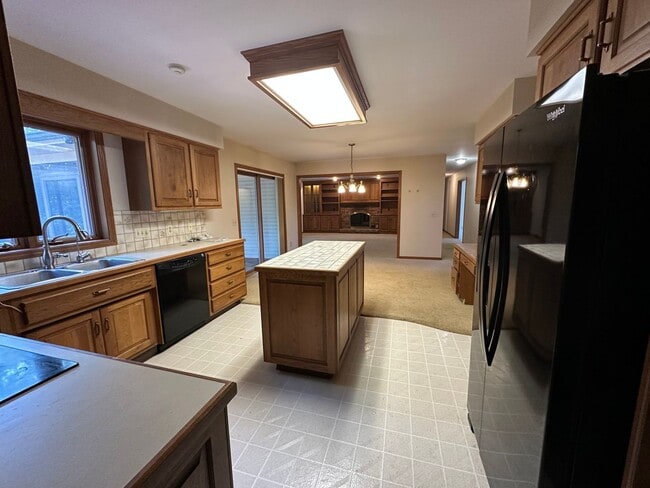 Photo - Large Home in Forest Hills School District!