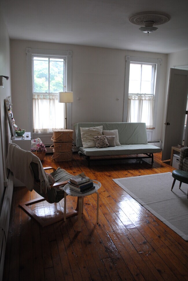 Photo - 204 Wooster St Unidad Second Floor