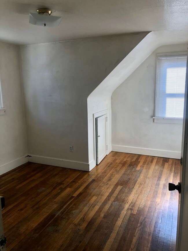 Photo - 527 Taylor Ave Unit 527 W Taylor Ave. - #1