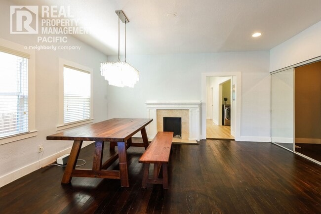 Photo - Bright & Spacious Oakland Home with Backya...