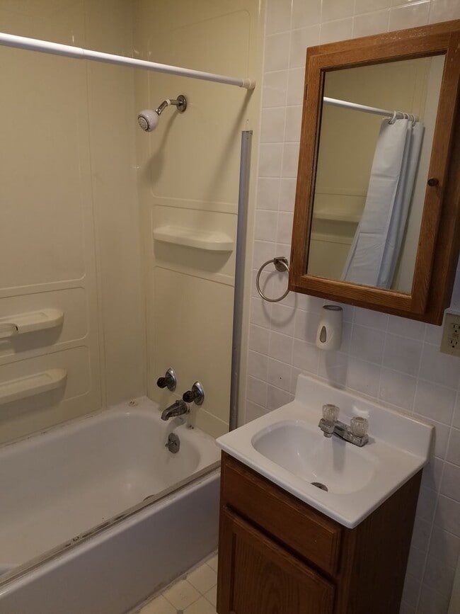 Photo - 509 N 3rd Ave E Unit 2