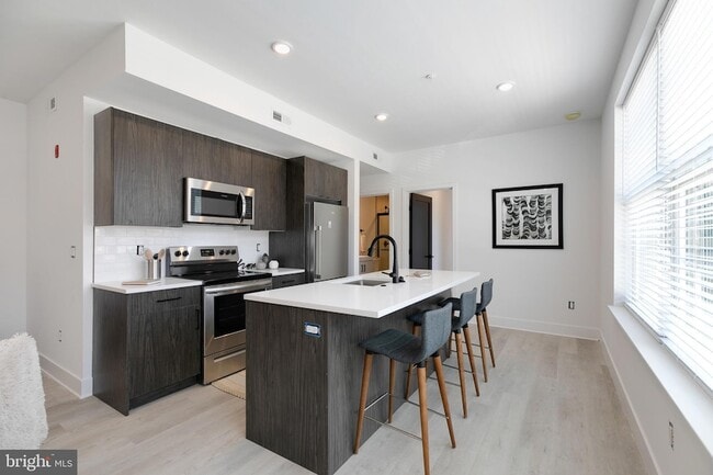 Photo - 3045-51 Richmond St Unit 501