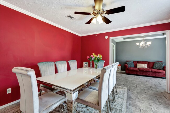 Photo - 11718 Scottsdale Dr