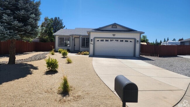 Building Photo - 5910 Poinsettia Ct Rental