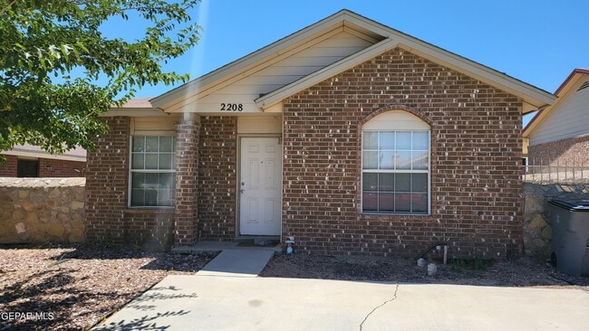 Photo - 2208 Tierra Alegre Way