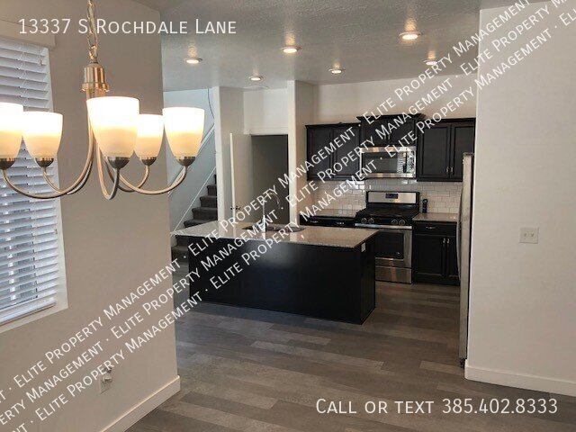 13337 Rochdale Ln