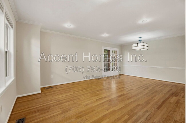 1343 Chetworth Ct