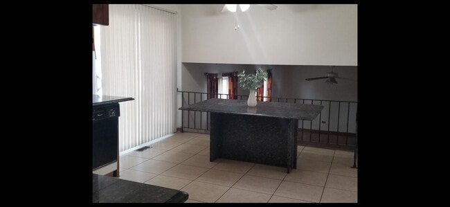 Photo - 8430 Glen Oak Rd