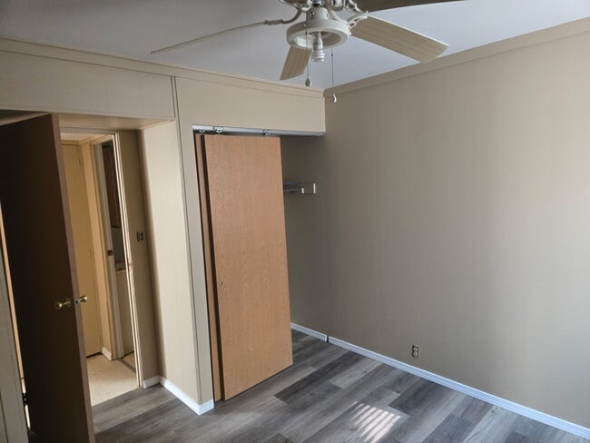 Photo - 229 N Clinton St Unit # 1