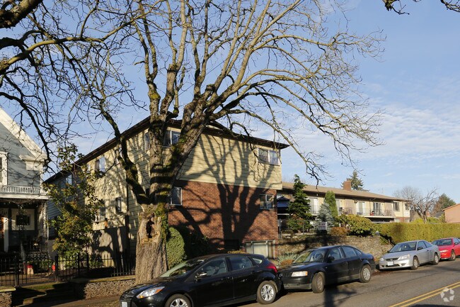 Photo - Jo-Lyn Lanai