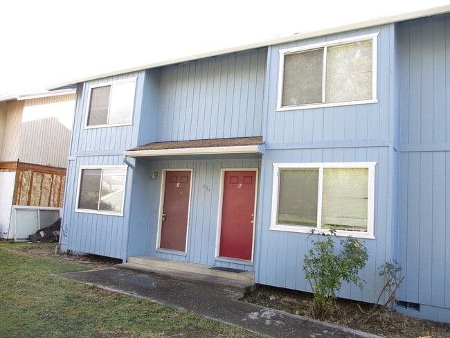 Building Photo - 36-2-2 Unit A Rental