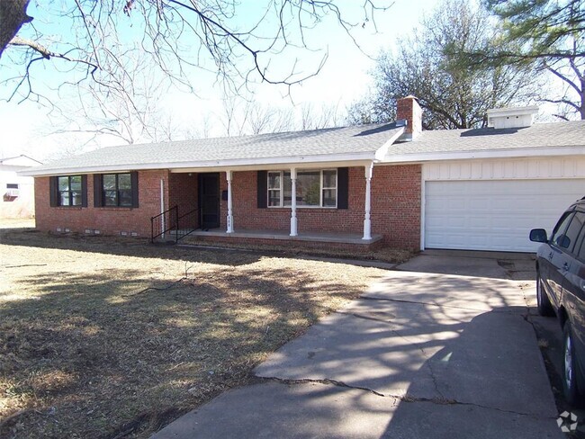 Building Photo - 808 Birch Dr Rental