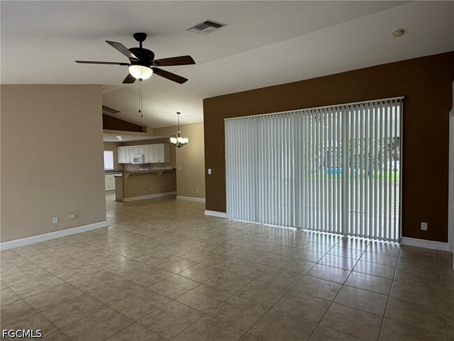 3404 NE 9th Ave