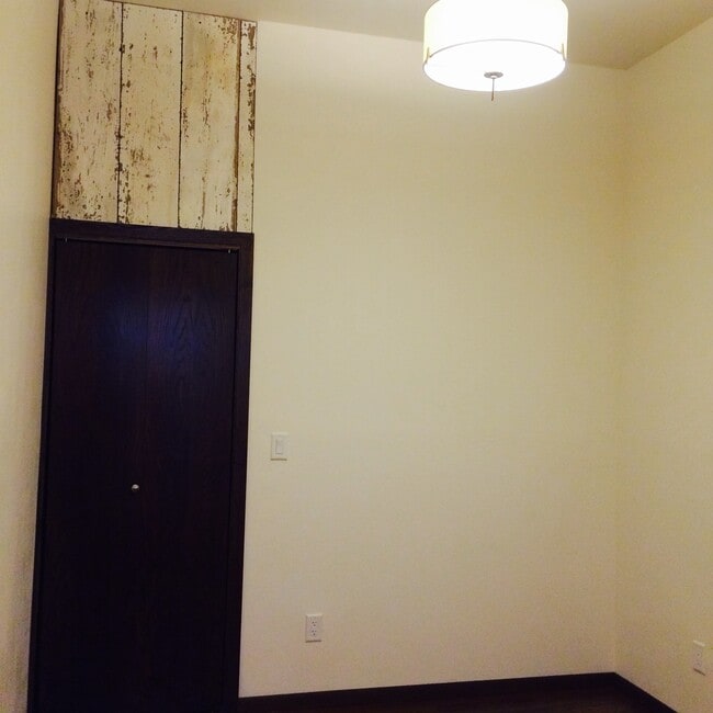 Photo - 106 N Main St Unit 106