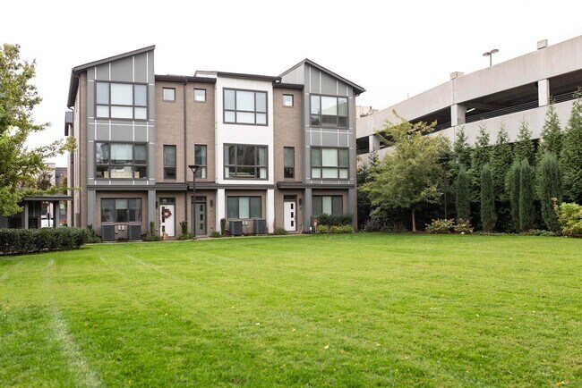 Photo - "Charming 3 Bed, 3 1/2 Baths Townhouse in Nashville's Desirable 37204 Neighborhood!"
In The Heart...