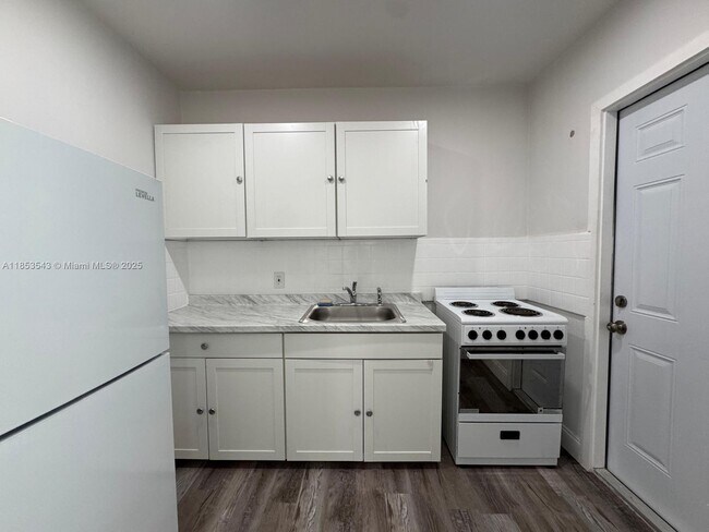 Photo - 8201 Abbott Ave Unit 3