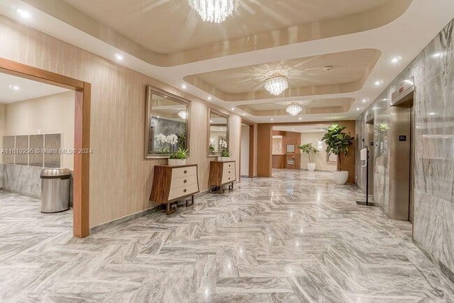 Photo - 5401 Collins Ave Unit 1123