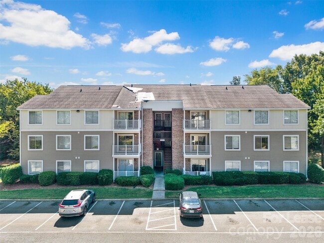 Building Photo - 9531 University Terrace Dr Unit G